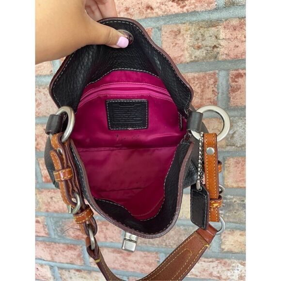 Coach Women's Black Chelsea Pebbled Leather Shoulder Hobo Bag - Picture 8 of 9